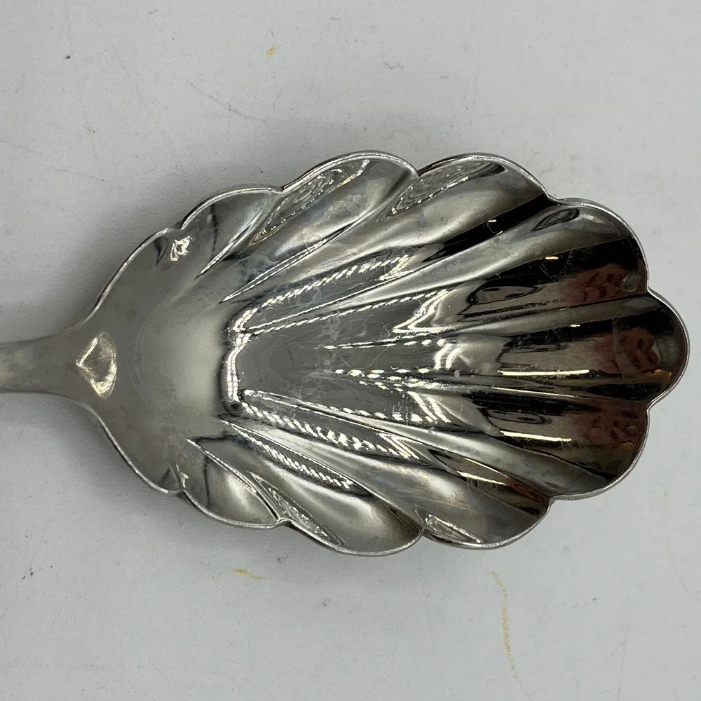 Community by Oneida Kenwood Silverplate Sugar Spoon Shell Bowl Scalloped Serving
